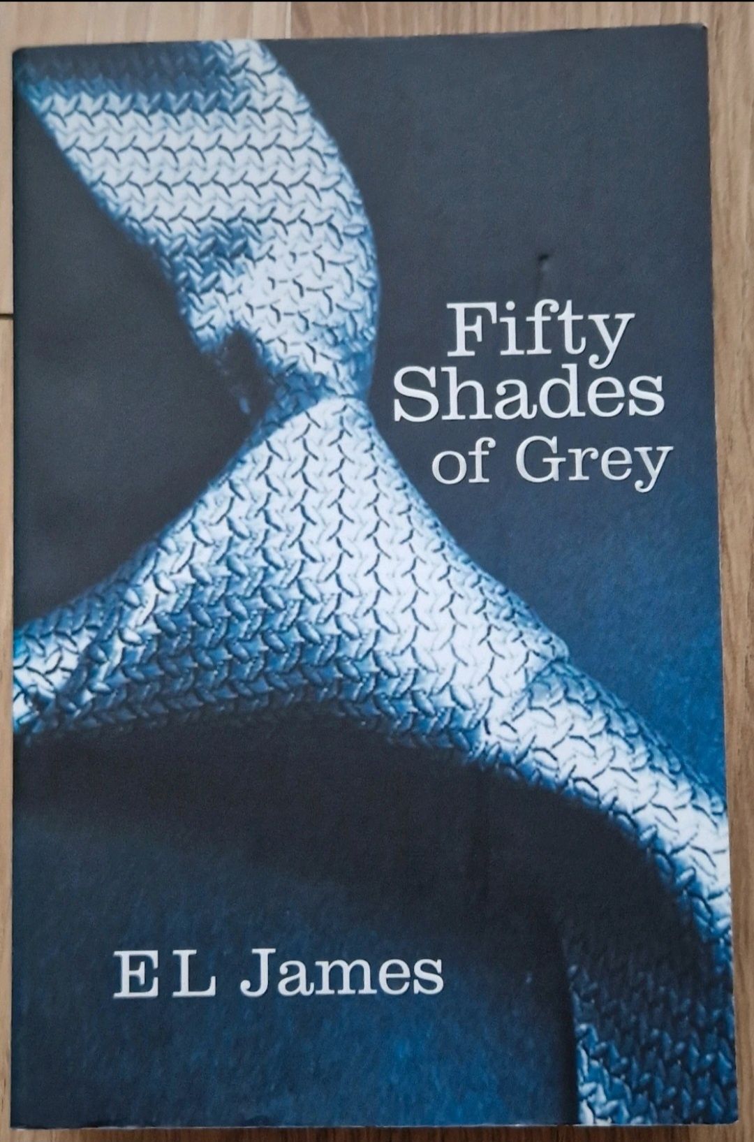 El James Fifty shadows of Grey 50 twarzy Greya