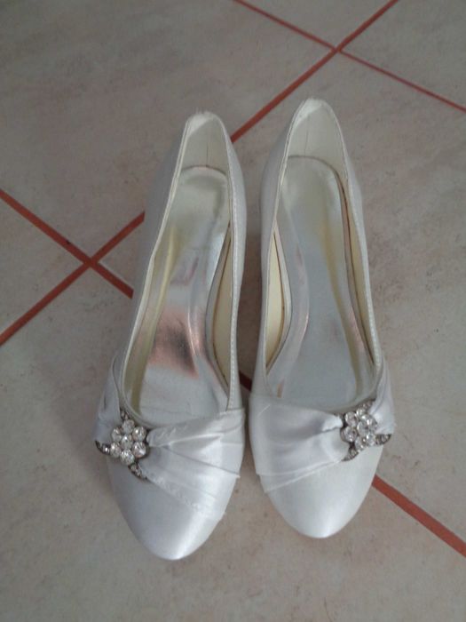 Buty ślubne czółenka satynowe niski obcas