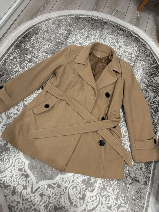 Пальта жіночі в хорошу стані