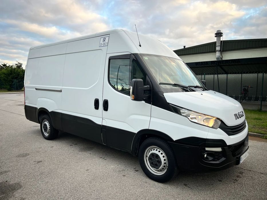 Iveco Daily 35S14  2.3HPi 140KM Klima ! Izoterma !