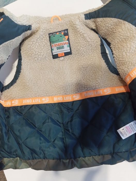 Дитяча тепла жилетка