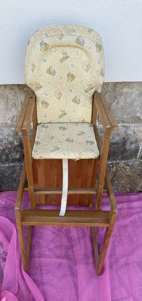 Cadeira e mesa da papa em madeira,anos 80