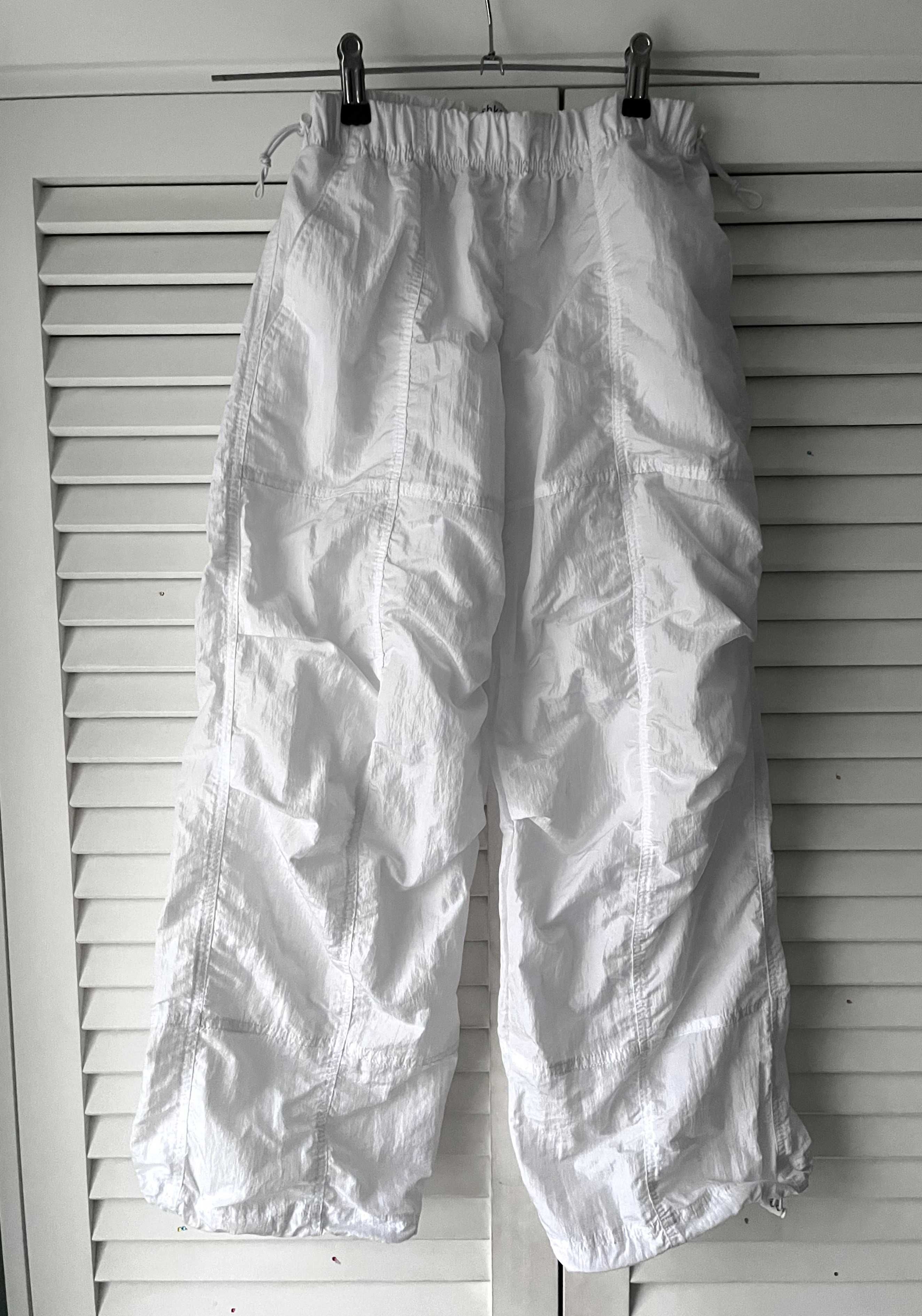 Bershka nylonowe spodnie spadochronowe parachute TEEN BSK 10-12 XXS