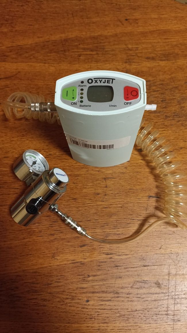 Oxyjet II - Мобільна система подачі кисню з  електронним клапаном
