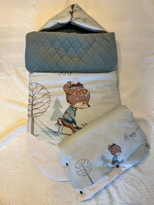 Śpiworek do spacerówki z mufką