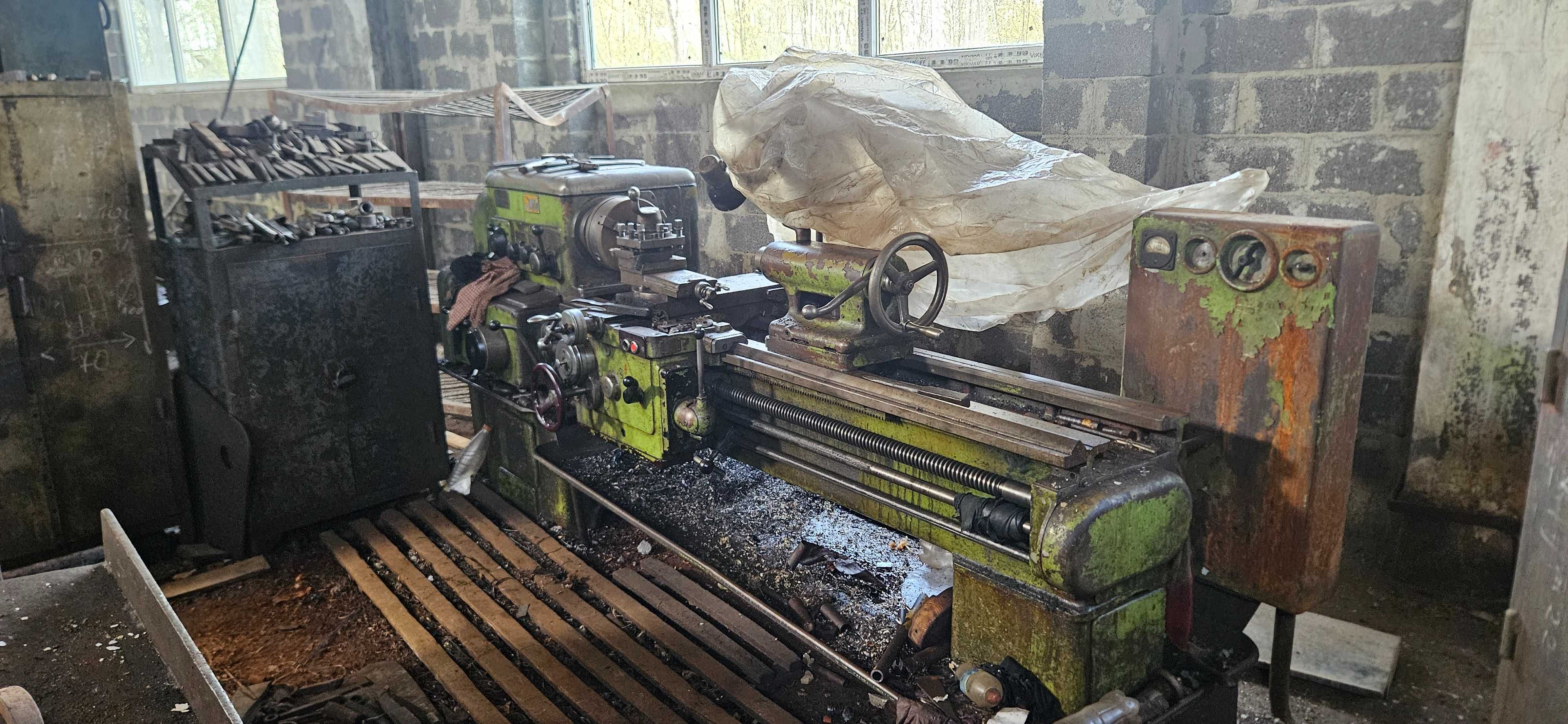 ПРОДАМ СТАНКИ ТОКАРНІ,ФРЕЗЕРНІ.Кокільна машина,Електродугові печі.