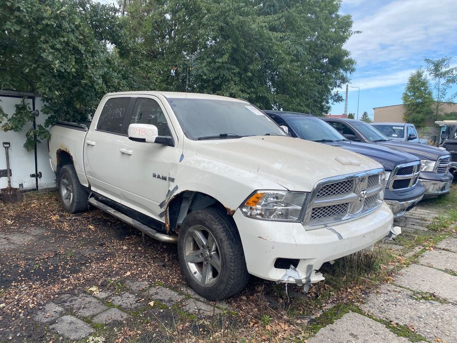 Dodge RAM 5.7 * HEMI * 4x4 * pali i jeździ * opolskie