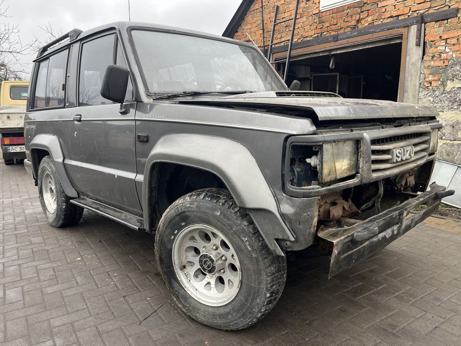 Запчастини Isuzu Trooper 1983-2003