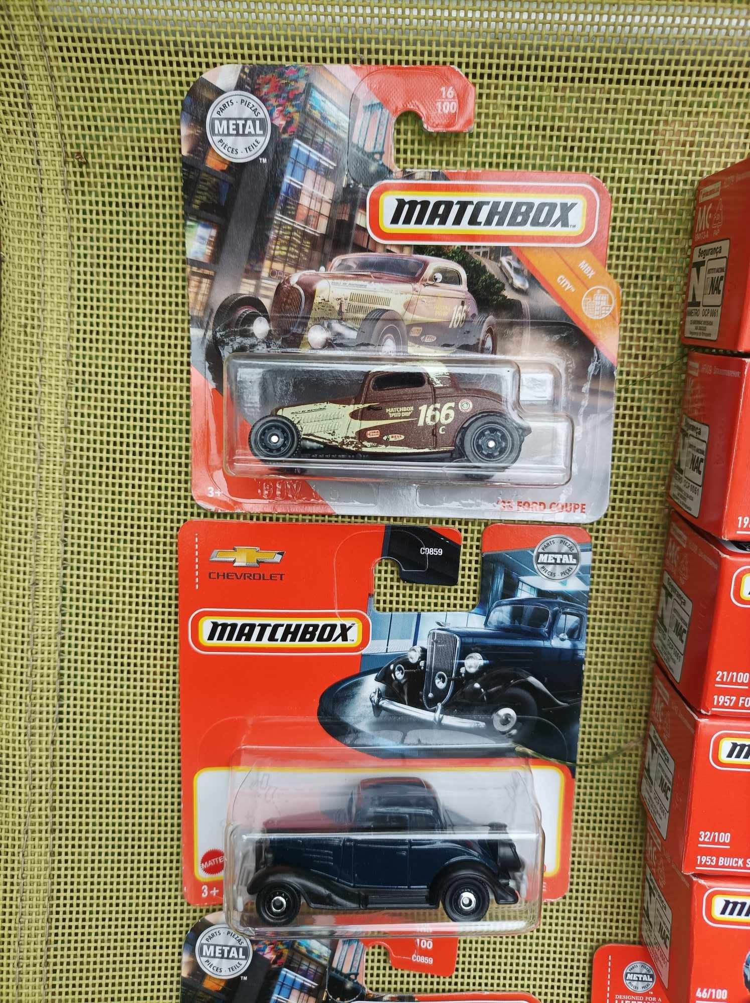 10 modeli amerykańskich samochodów retro z lat 30-70 z Matchebox