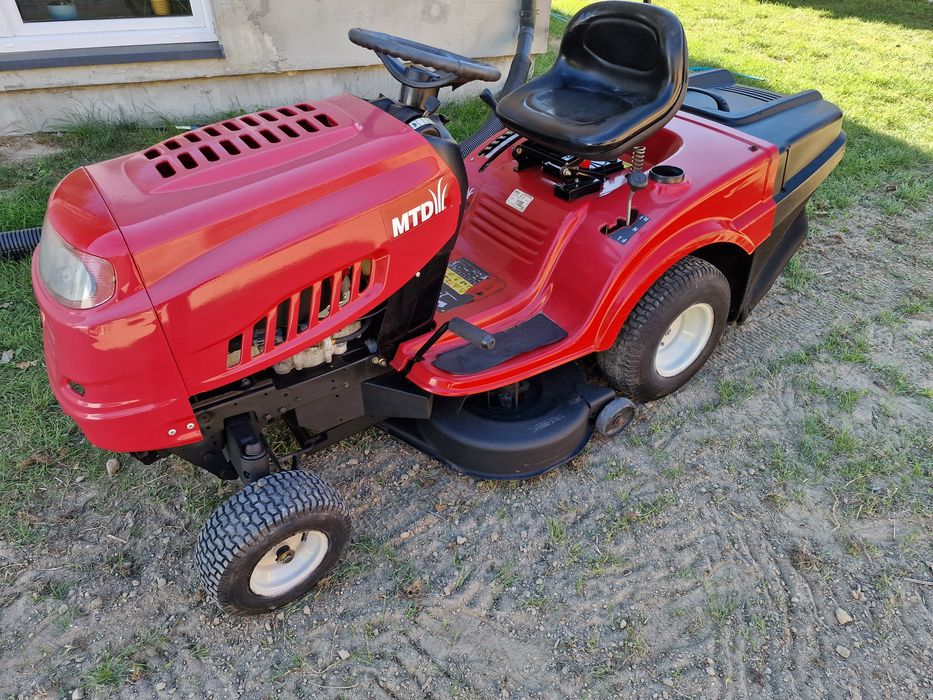 Kosiarka traktorek MTD manual briggs