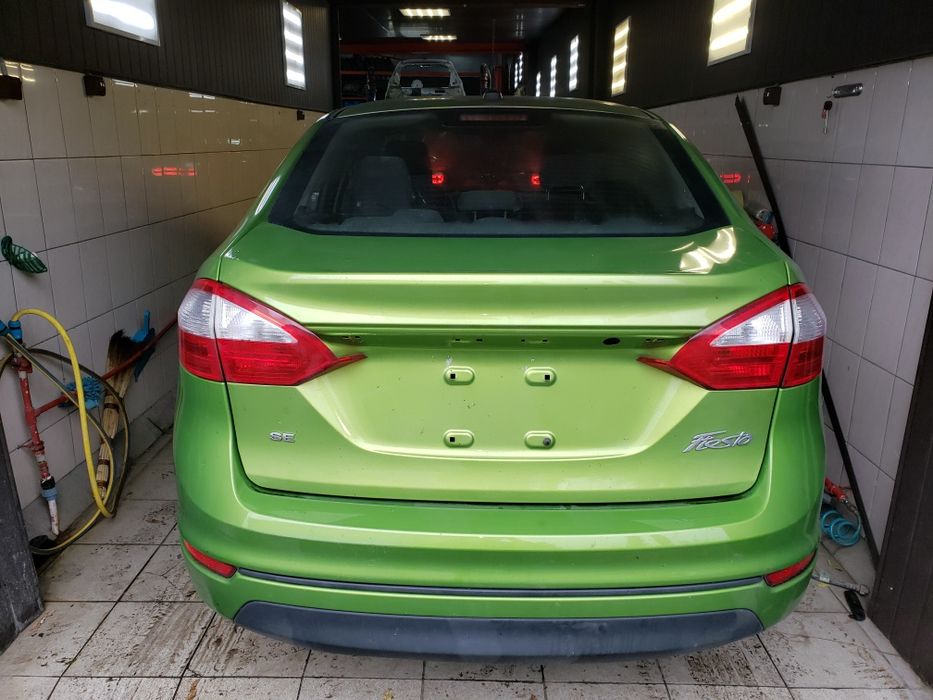 Ford Fiesta mk7 USA Разборка Усилитель Підсилювач бампера США Розборка