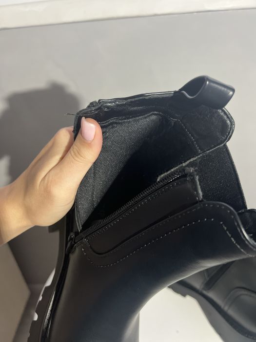 Демісезонні челсі 37, 40,41 розмір