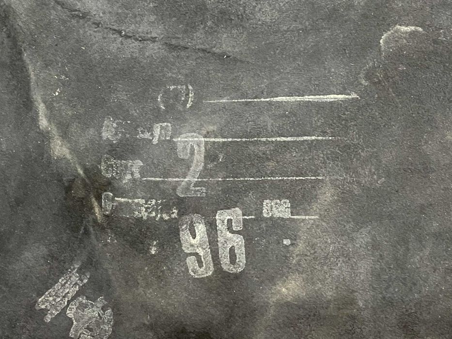 Телячья кожа черного кольору 0,9 м2