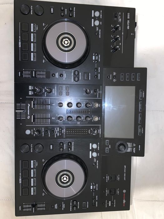 Pioneer XDJ RR com mala transporte