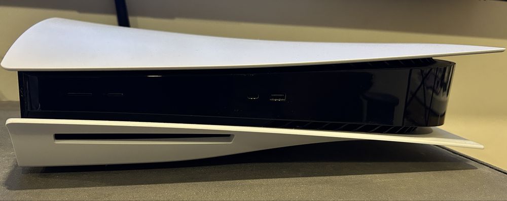 Playstation 5 Standard ( com leitor )