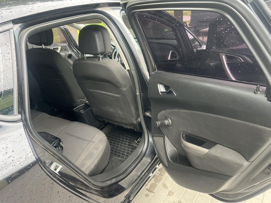 Опель Астра j 1.3 tdi