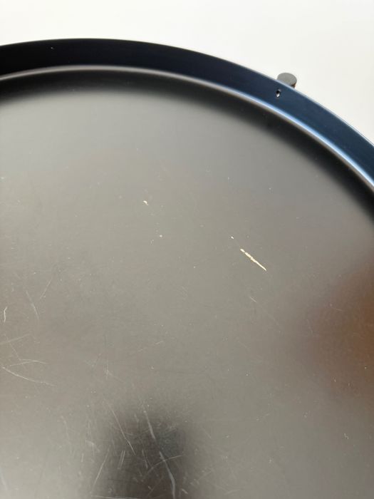 Mesa de apoio latão