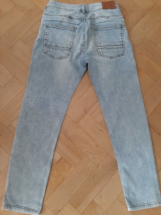 Spodnie jeansowe chłopięce Reserved r. 152