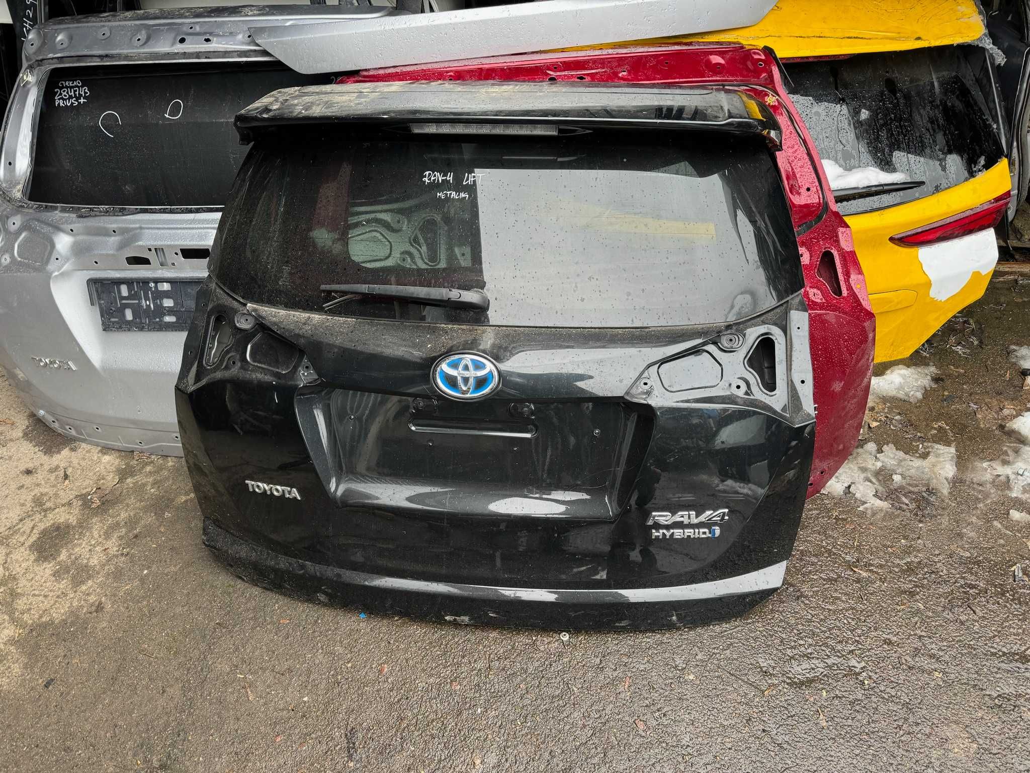 Кришка багажника для Toyota RAV4 2016-2018 запчастини/РОЗБОРКА