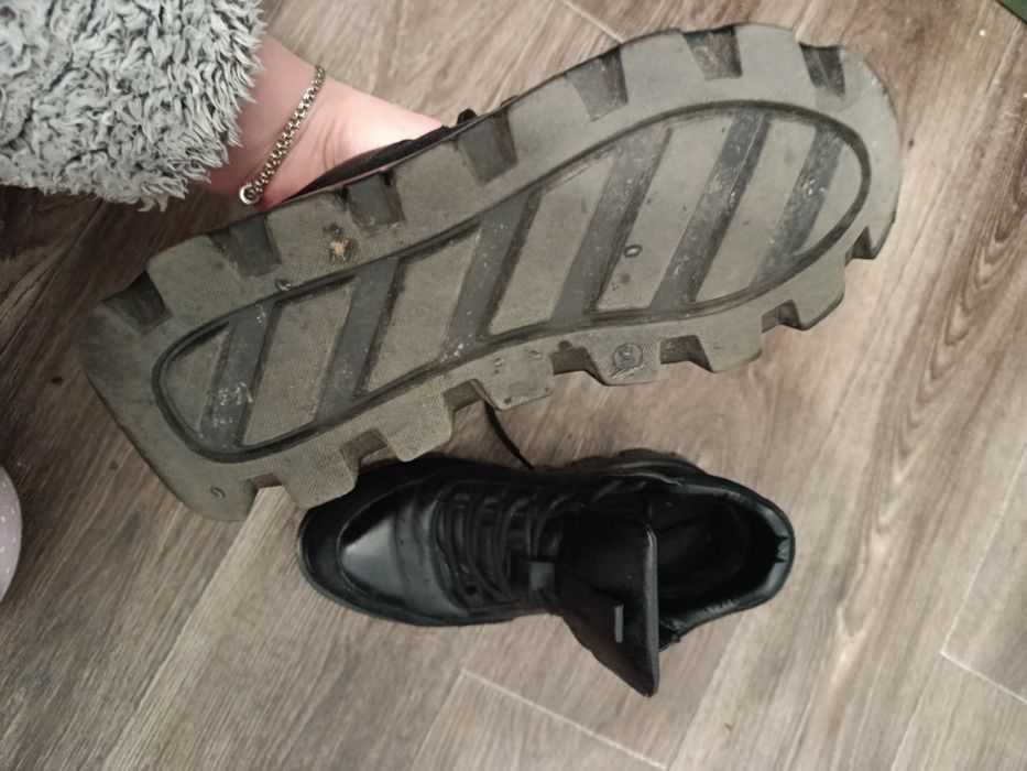 Зимові черевики шкіряні, ботинки, високі кеди38 розмір