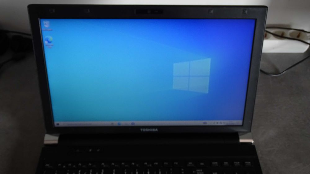 Toshiba tecra R950-14D cpu i7