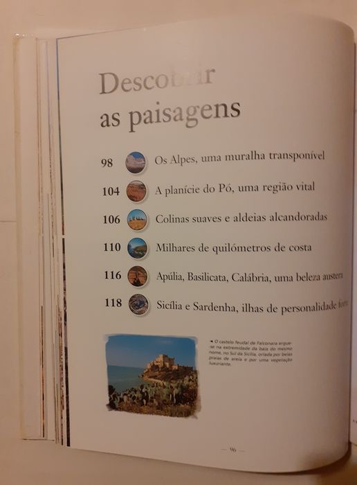 Livro Itália Lugares de Sonho - Larousse 

Como Novo.