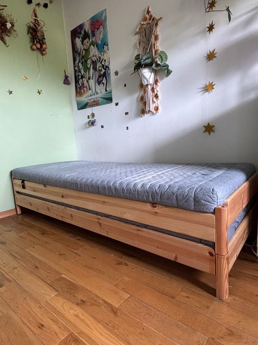 Składane łóżko IKEA w bardzo dobrym stanie + materace
