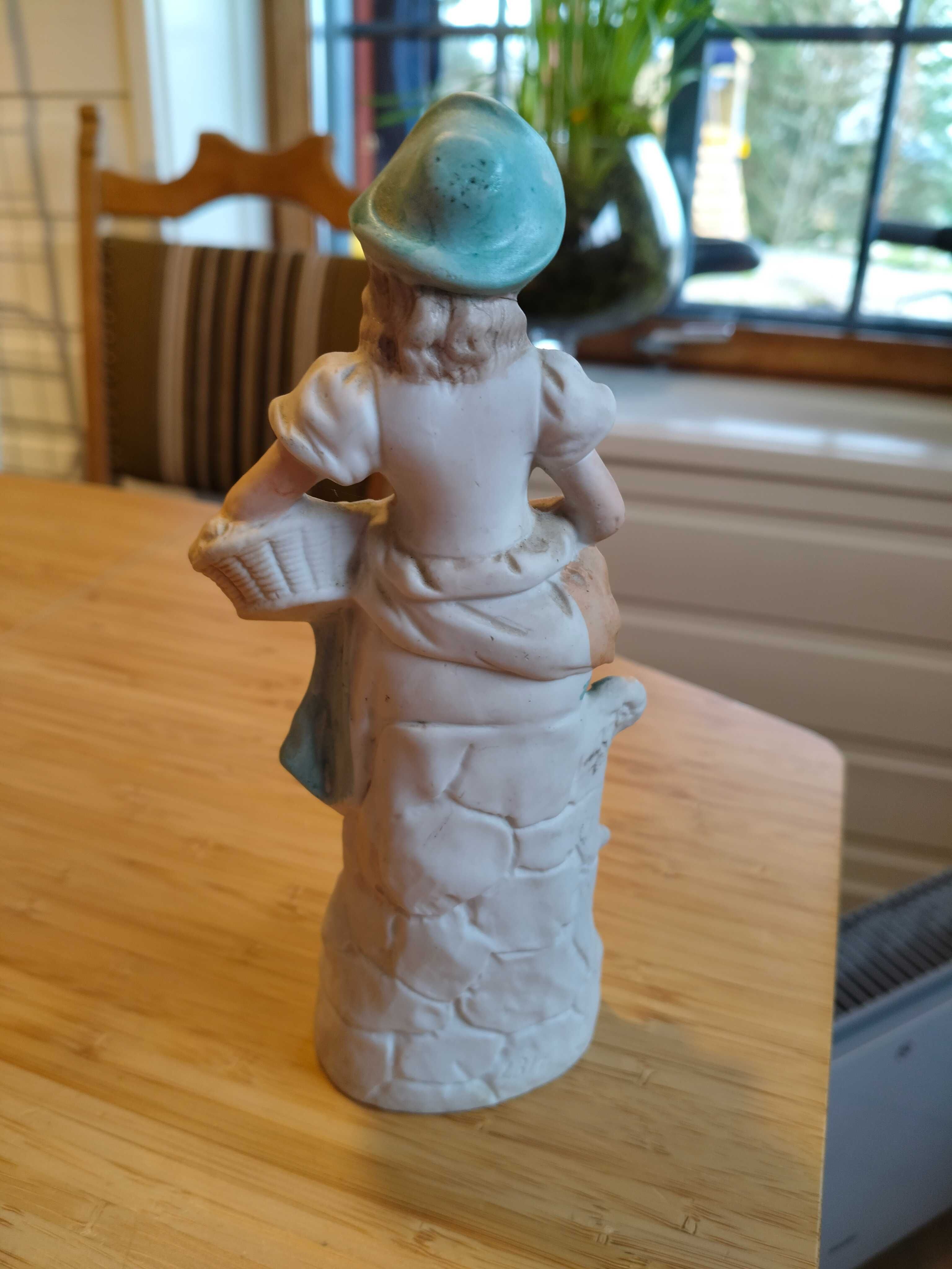 Figurka porcelanowa antyk
