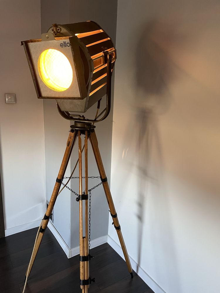 Lampa podlogowa loft