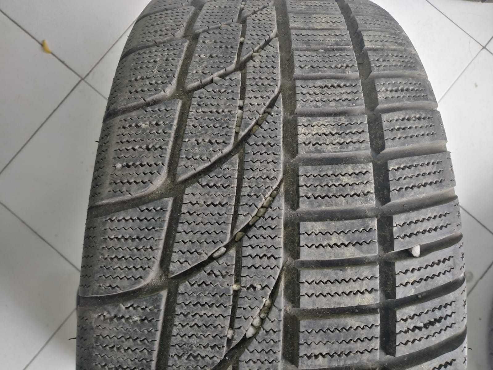 4 Jantes AEZ 7.5JX17 ET 35 com Pneus 225/25R17 Seminovos