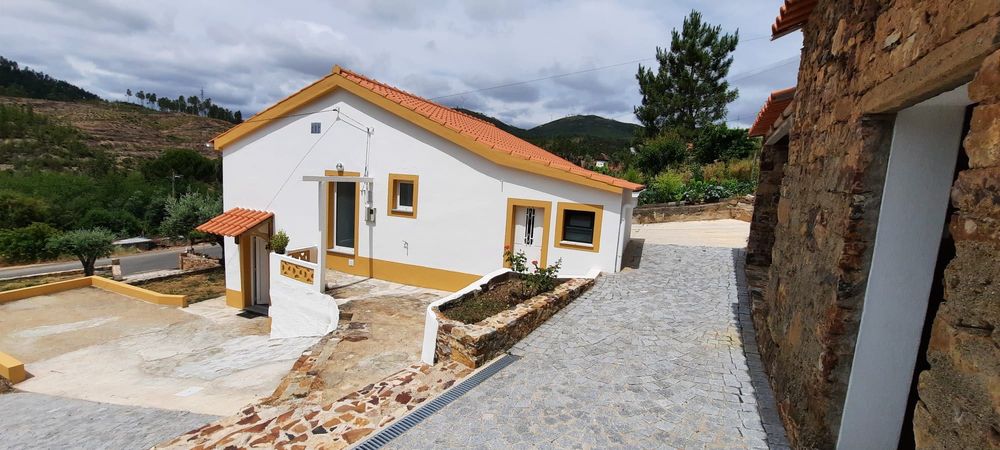 Moradia Nova mobilada para arrendamento temporário!