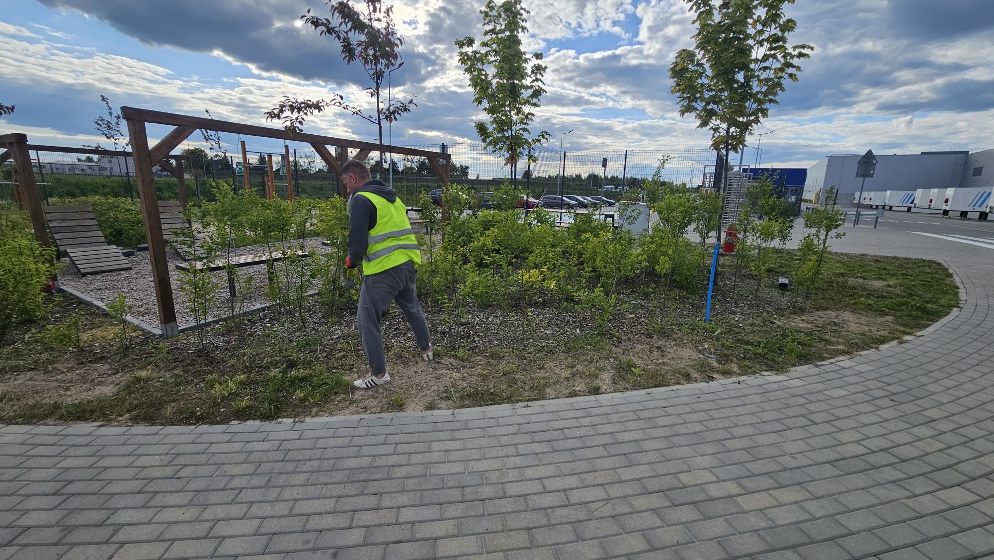 Koszenie trawy - szybko, solidnie, profesjonalnie