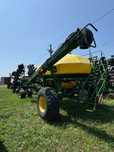 Посевной комплекс зерновой John Deere 1890 , бункер 1910