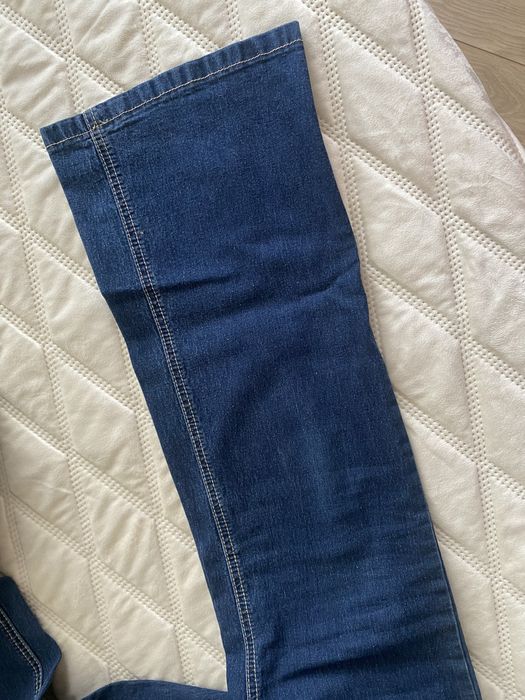 джинси жіночі сині, кльош