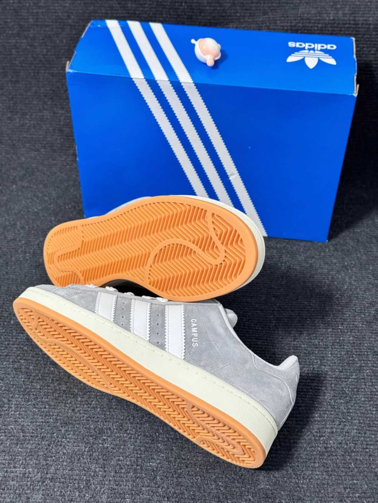 Nowy oryginał adidas Campus 00s Grey White 37/23cm