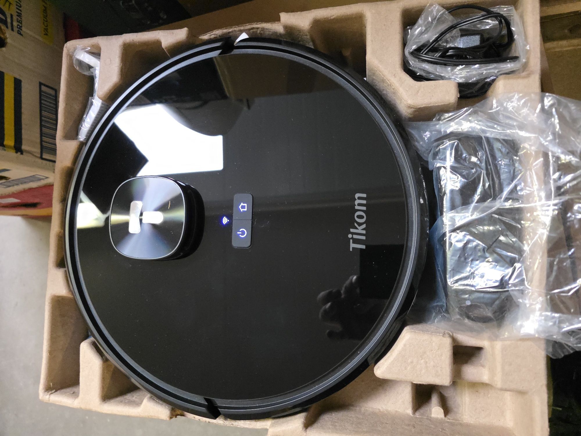 Tikom L9000 robot odkurzający z funkcją mopa