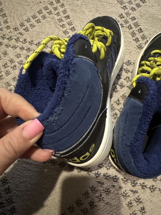 Демисезонные ботинки хайтопы высокие кроссовки adidas адидас