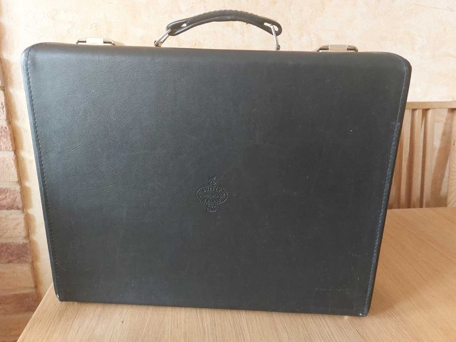 Futerał na 2 klarnety