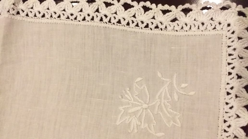 Rendas & Bordados/ Panos de tabuleiro