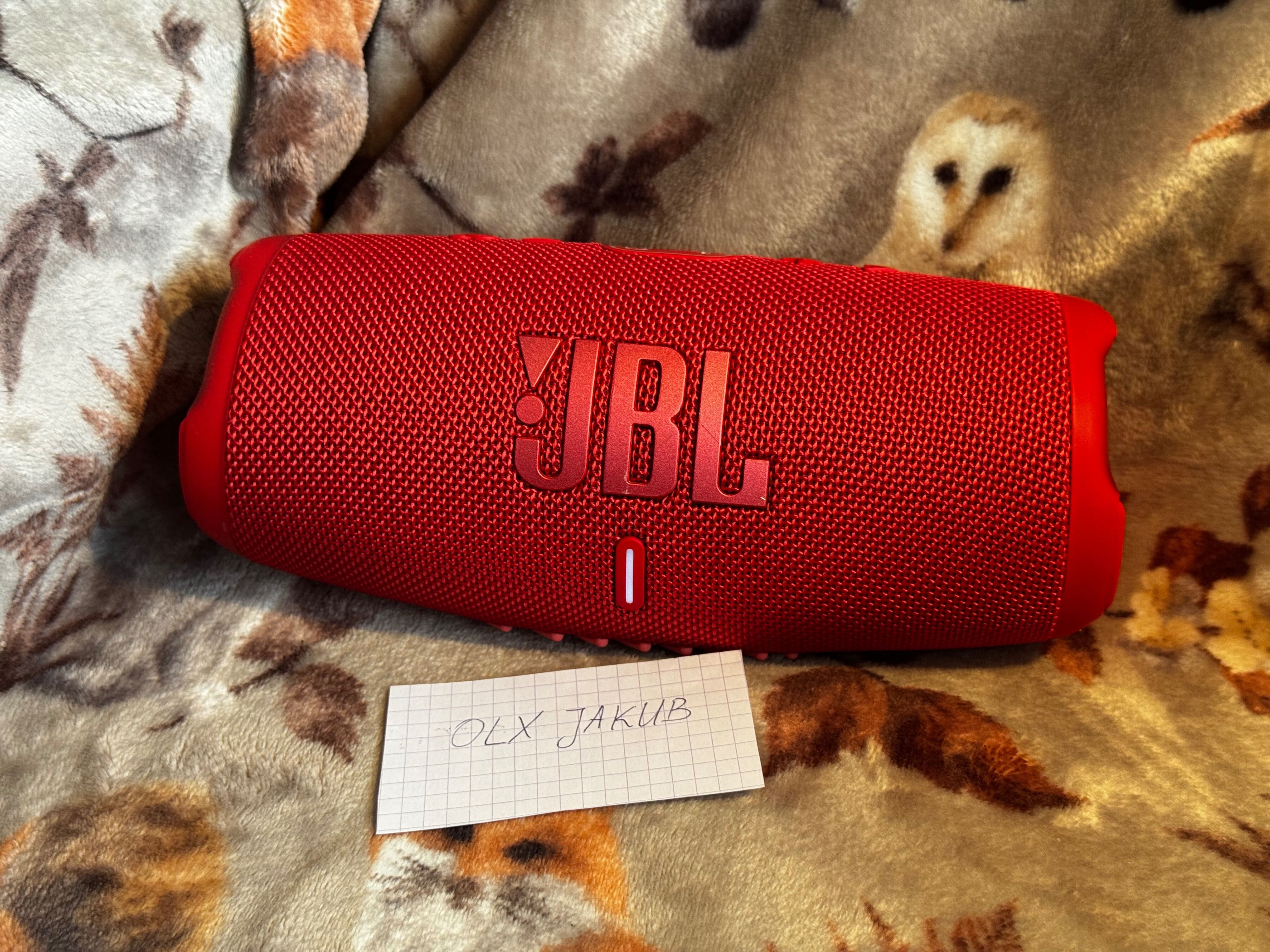 JBL Charge 5 _ RED _ 40W _ w ładnym stanie