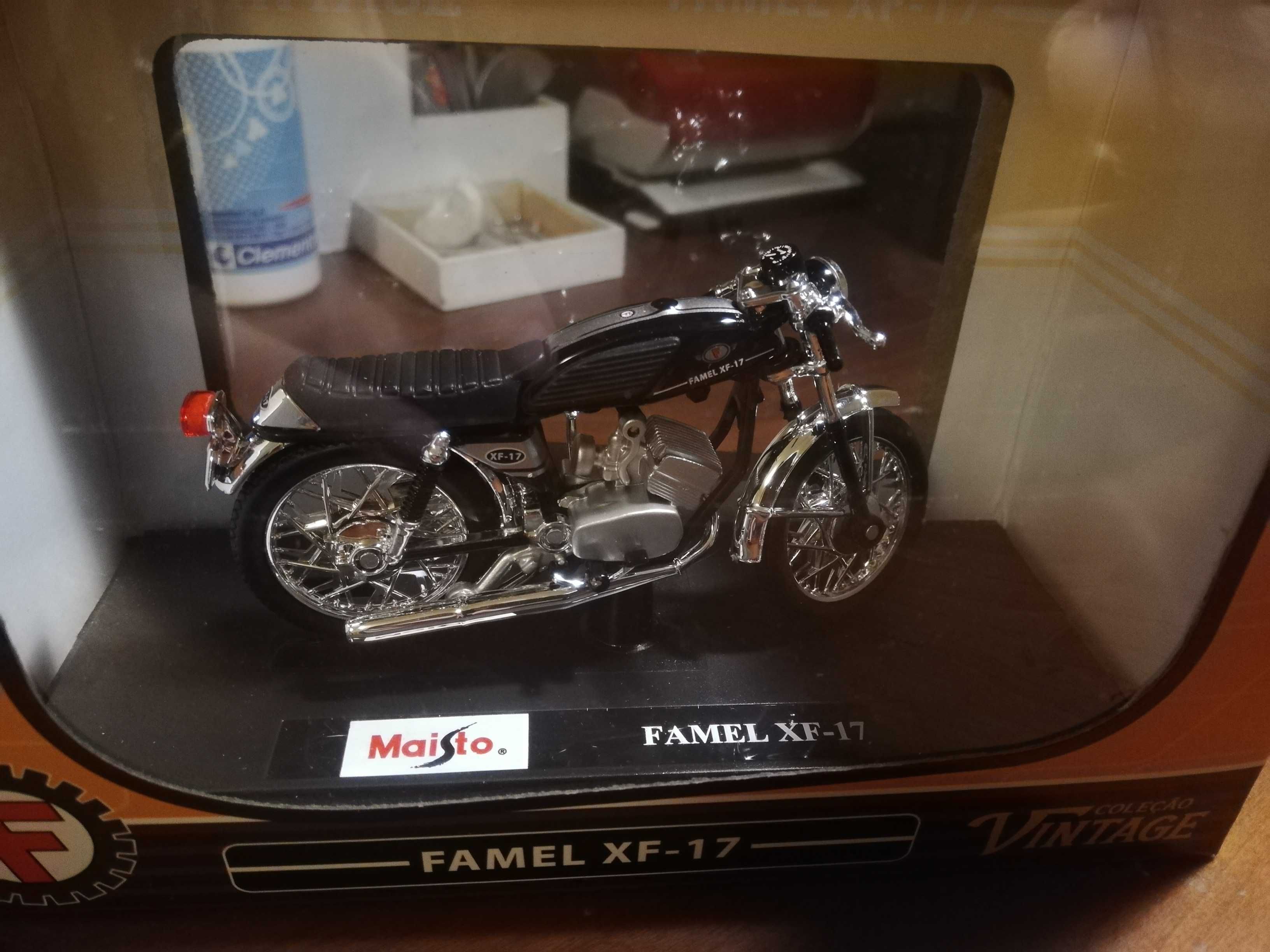 Famel XF-17 (Escala 1/18)