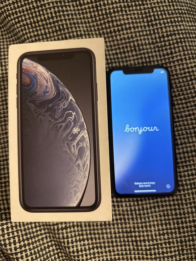 iPhone xr (black)