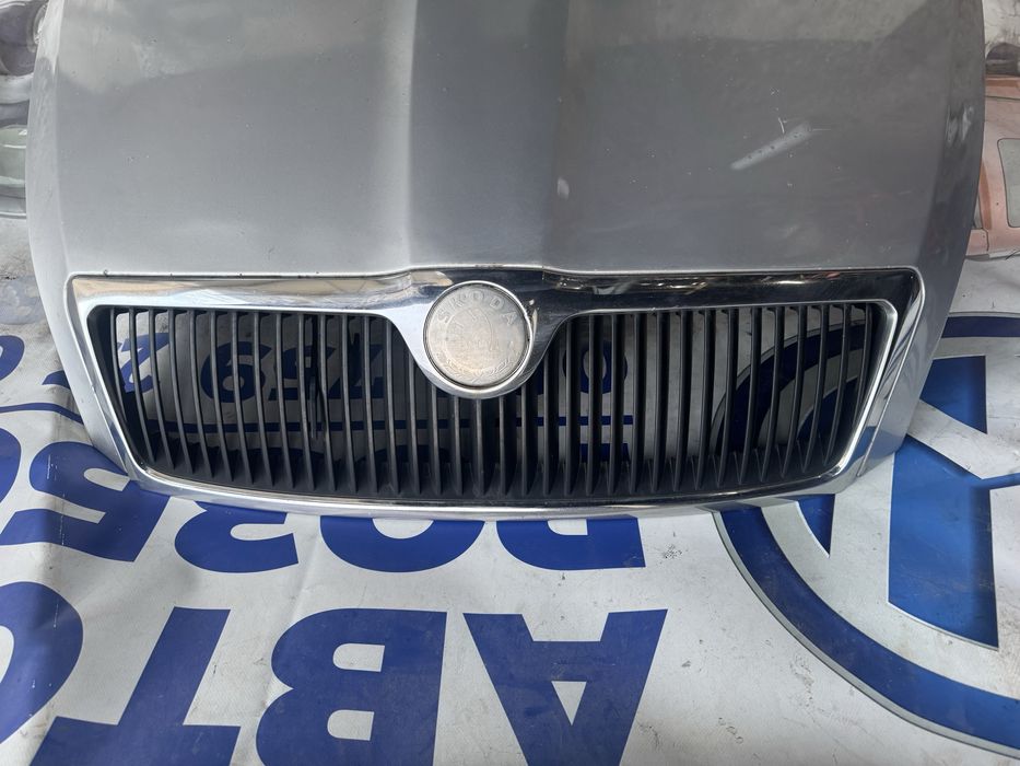 Решітка радіатора skoda octavia a5 шкода октавія а5 дорестайлінг