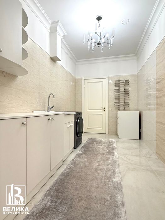 Продаж неймовірного будинку 680м² з басейном гараж Крюківщина Київ 4км