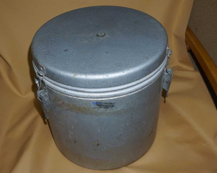 stary duży termos 30 litrów