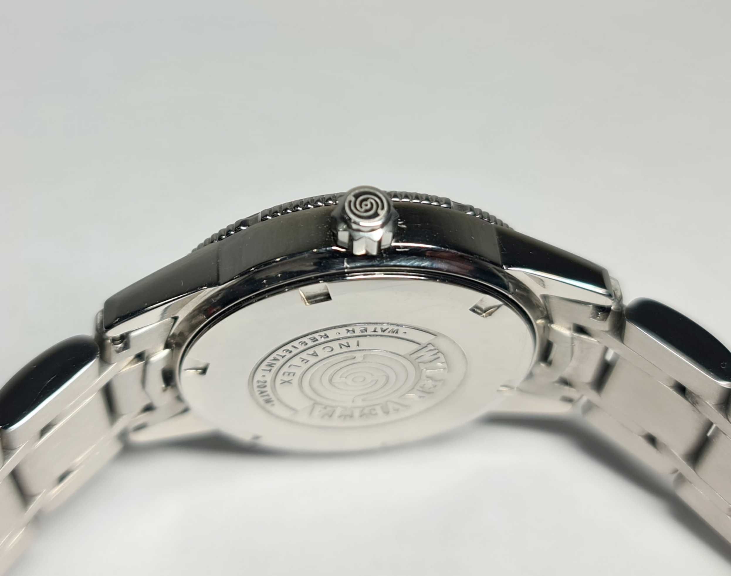 Жіночий годинник Wyler Vetta 200m Chronometer Sapphire 32.5 mm Swiss