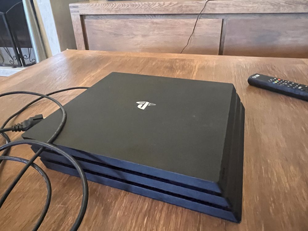 PS4 Pro Nova / Açores