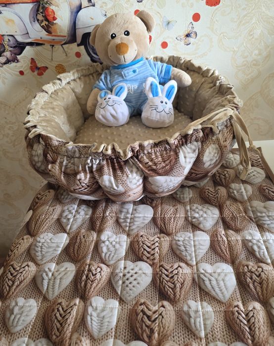 Лежаки для собачек и кошечек