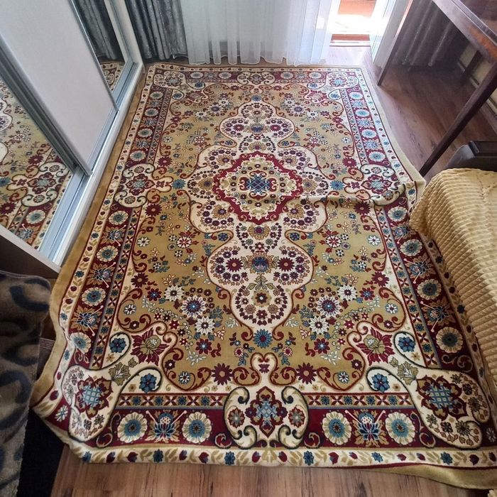 Килим в гарному стані