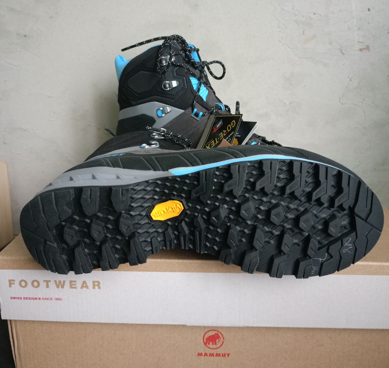 Mammut kento tour high GTX WMNS buty trekkingowe nowe 40 2/3